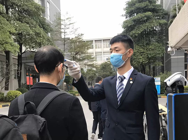 廣電運通安全有序復工復產(chǎn)，黨員先鋒隊沖在最前線！
